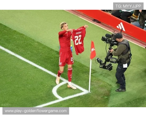 战报：利物浦2-1热刺，弗林蓬助攻埃基蒂克头球绝杀